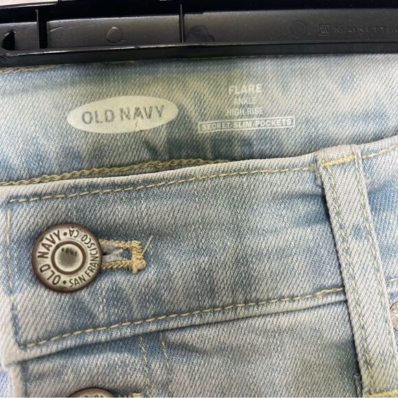 Old Navy High Rise Button Fly Flare Ankle Crop Jeans 12 - Picture 5 of 6